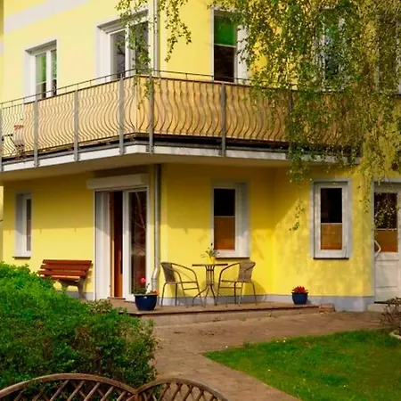 Bergstrasse Whg 01 شقة *