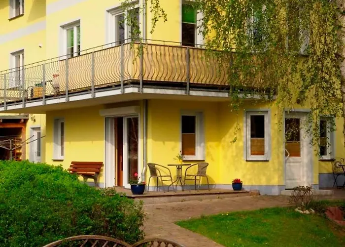 Bergstrasse Whg 01 Appartement *